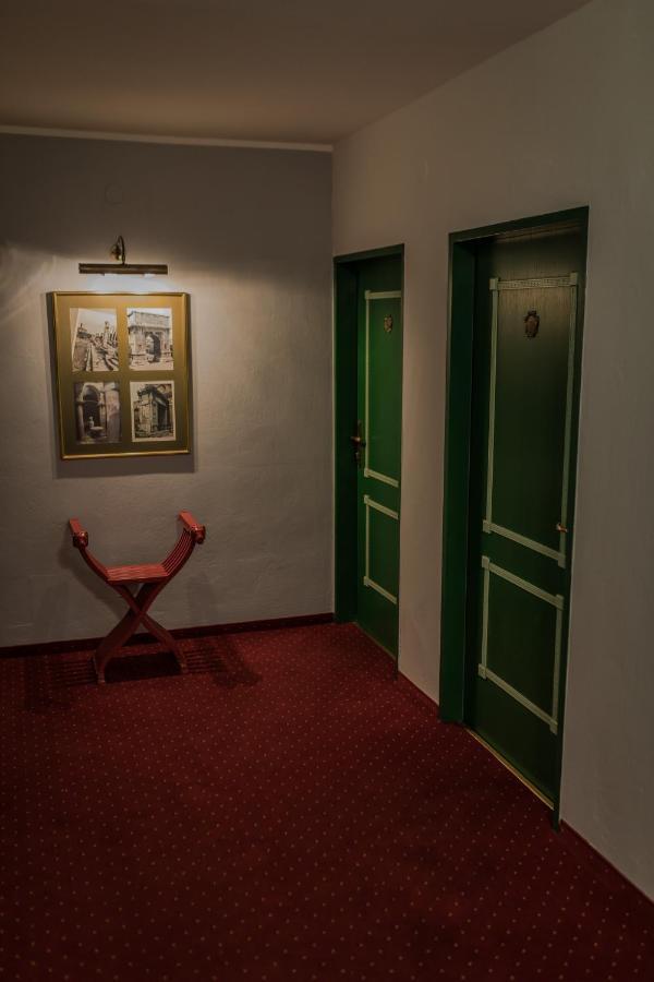 Hotel Am Limes Enns Esterno foto